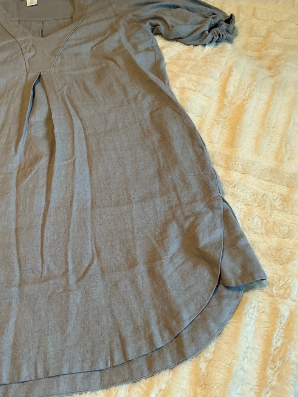 Cynthia Rowley Light Gray Puff-Sleeve V-Neck Dress size medium - Picture 5 of 7